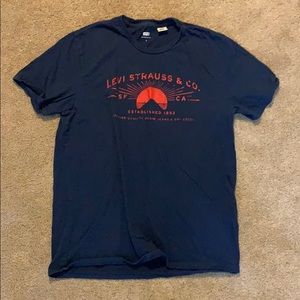 Levis navy blue t-shirt -medium